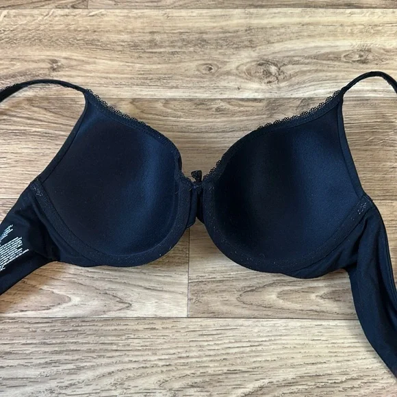 VS bra - Picture 3 of 5